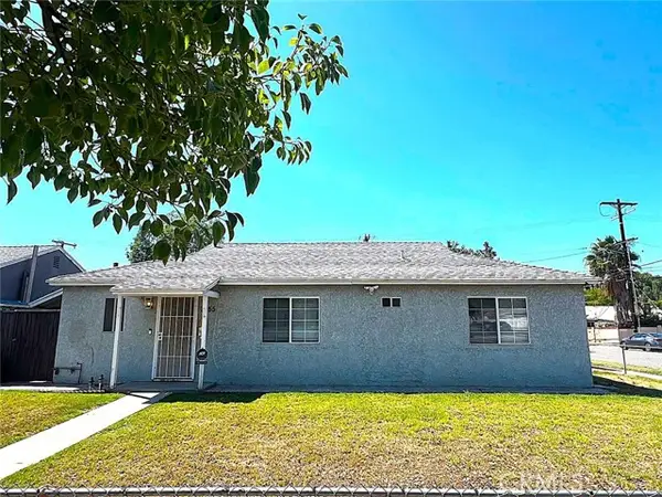 7955 White Oak, Reseda, CA 91335