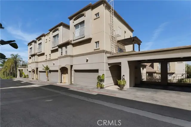 5220 Premiere Hills  #222, Woodland Hills, CA 91364 - #1