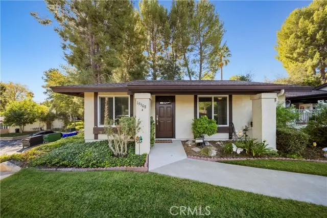 19508 Avenue Of The Oaks, Newhall, CA 91321 - #1
