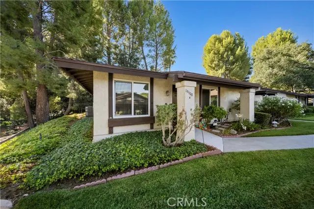 19508 Avenue Of The Oaks, Newhall, CA 91321 - #2
