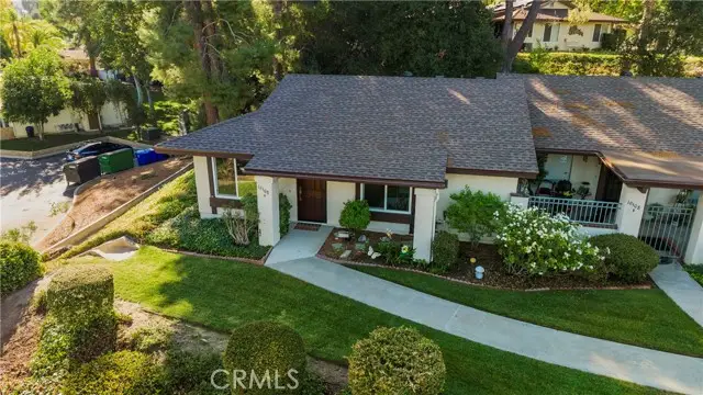 19508 Avenue Of The Oaks, Newhall, CA 91321 - #3
