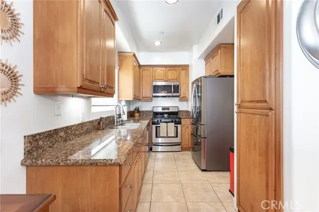 8425 Burnet Avenue  #6, North Hills, CA 91343 - #3