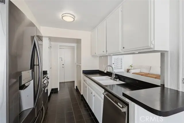 4520 Natick Avenue, Sherman Oaks, CA 91403 - #3