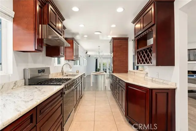 13042 Aetna Street, Valley Glen, CA 91401 - #3
