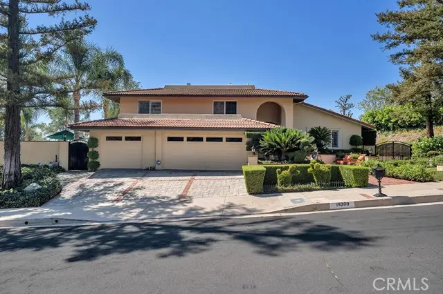 19300 Singing Hills, Porter Ranch, CA 91326 - #1