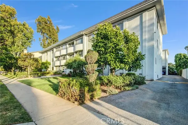 972 California  #304, Pasadena, CA 91106
