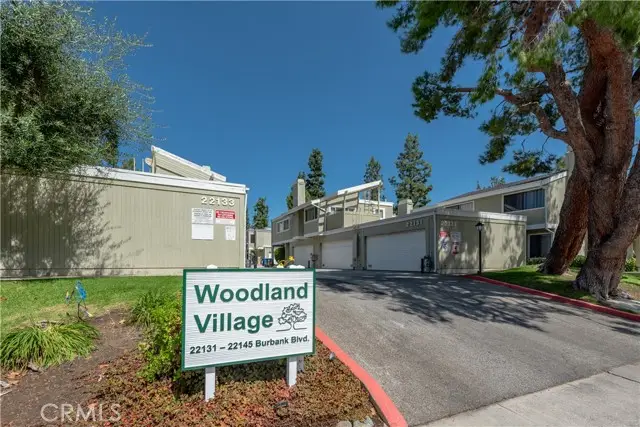 22139 Burbank Boulevard  #7, Woodland Hills, CA 91367 - #2