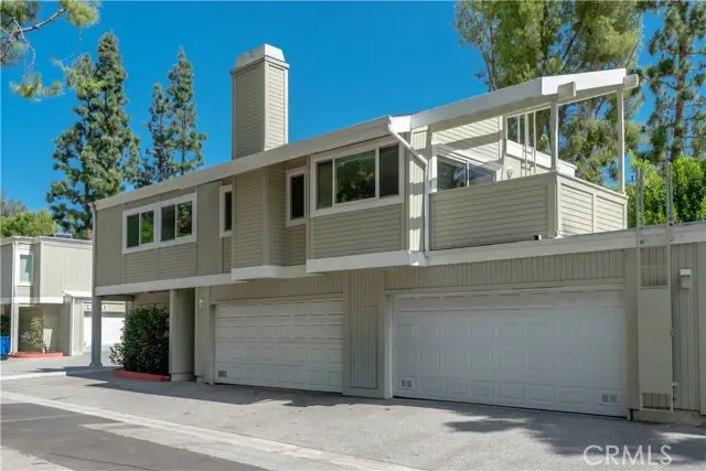 22139 Burbank Boulevard  #7, Woodland Hills, CA 91367 - #3