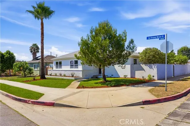 14807 San Fernando Mission Boulevard, Mission Hills, CA 91345 - #3