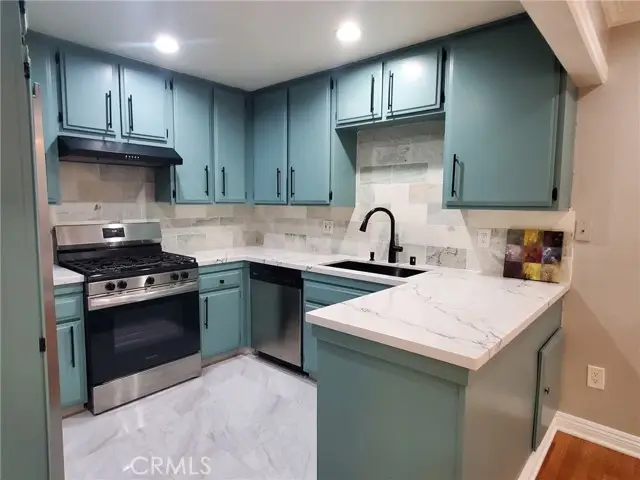 14435 Valerio  #15, Van Nuys, CA 91405 - #3