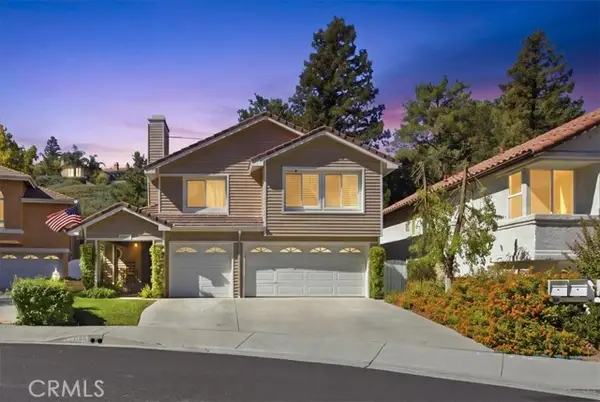 24109 Clearbank, Newhall, CA 91321