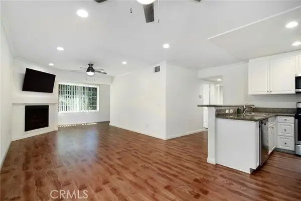 5525 Canoga Avenue  #124, Woodland Hills, CA 91367
