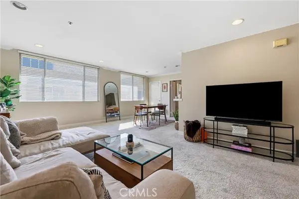 4501 Cedros Avenue  #330, Sherman Oaks, CA 91403