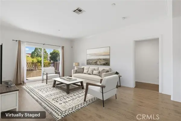 9610 Zelzah Avenue  #203, Northridge, CA 91325