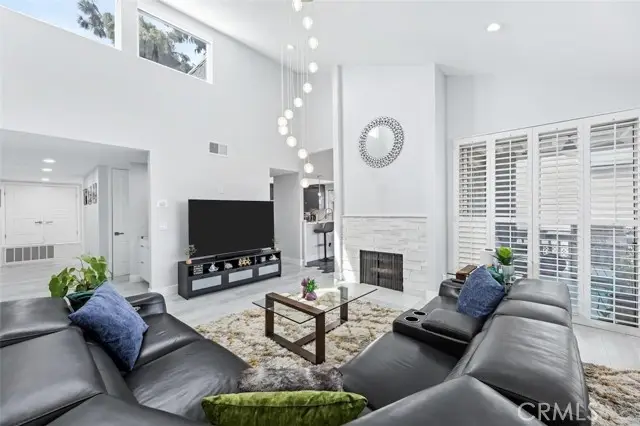 17711 Margate Street  #316, Encino, CA 91316 - #3