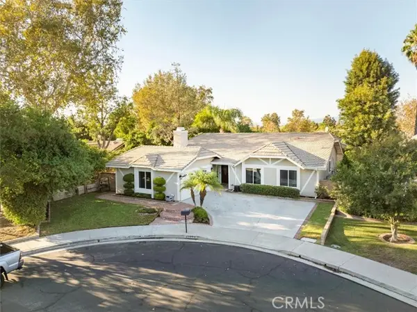 25860 Via Candice, Valencia, CA 91355