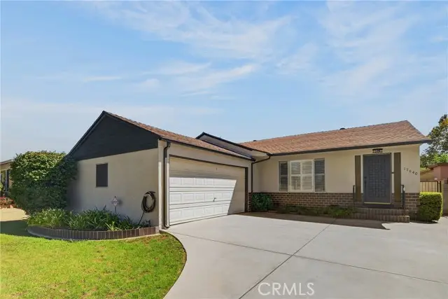 17640 Kittridge Street, Van Nuys, CA 91406 - #2