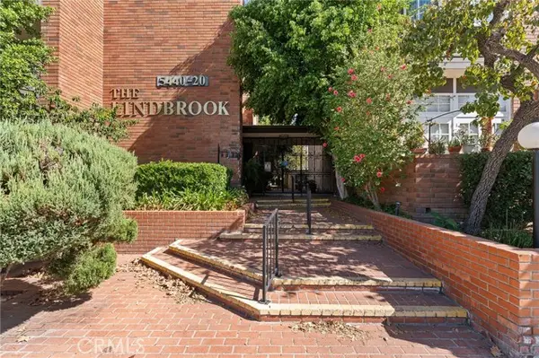 5440 Lindley Avenue  #302, Encino, CA 91316