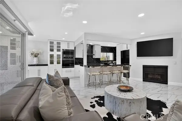 4632 Park Granada  #93, Calabasas, CA 91302