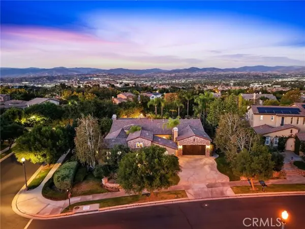 26584 Oak Terrace Place, Valencia, CA 91381