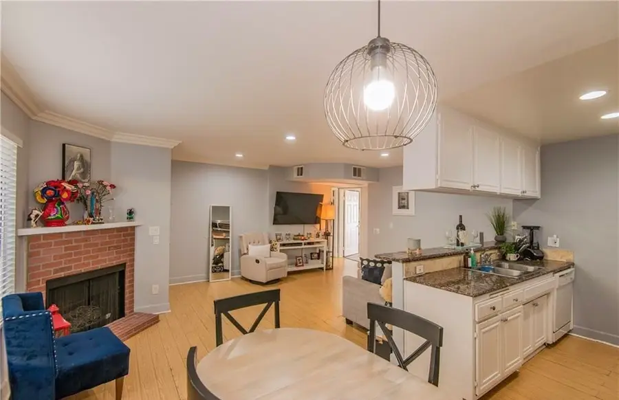 7045 Woodley Avenue  #218, Van Nuys, CA 91406 - #3
