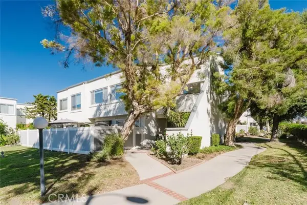 18501 Mayall Street  #A, Northridge, CA 91324