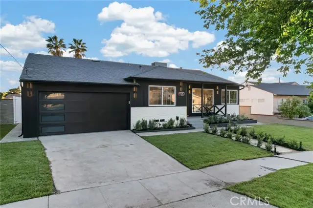 10254 Roscoe Boulevard, Sun Valley, CA 91352 - #2