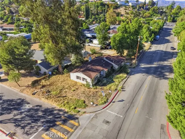 23201 Califa Street, Woodland Hills, CA 91367 - #3