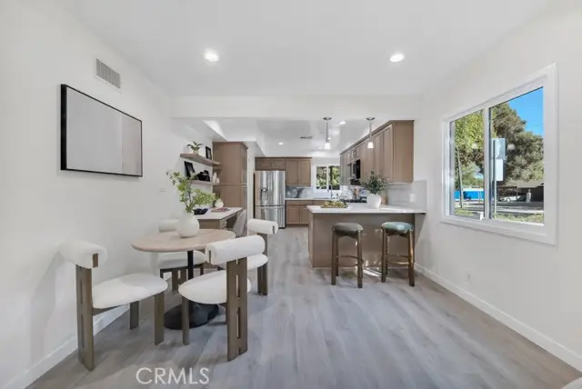 20901 Dumetz Road, Woodland Hills, CA 91364 - #3