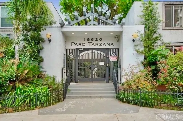 18620 Hatteras  #104, Tarzana, CA 91356 - #3