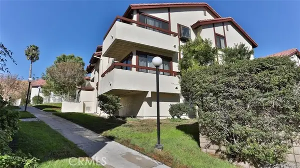 18142 Sundowner Way  #1163, Canyon Country, CA 91387