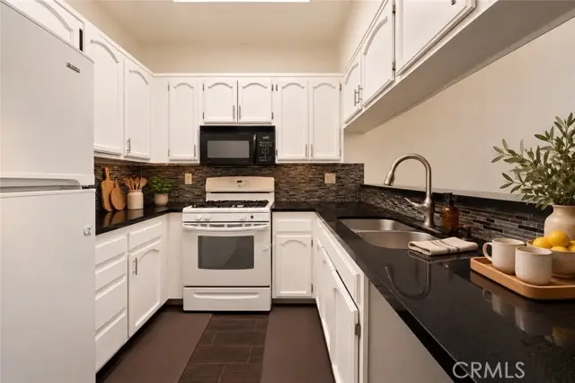 7626 Hollister Avenue  #331, Goleta, CA 93117 - #3
