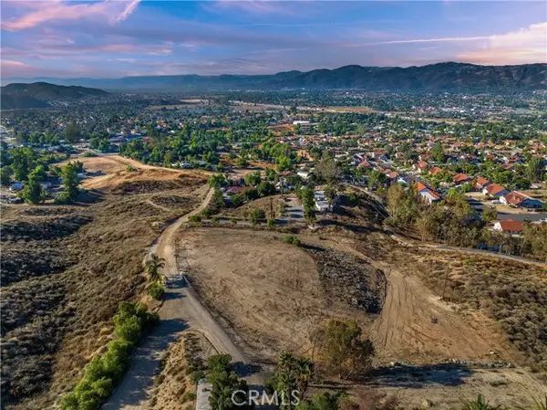 33123 Via Margarita Street, Wildomar, CA 92595