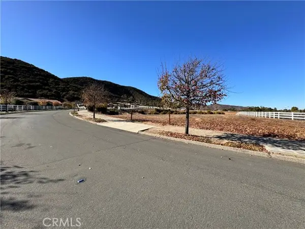 42782 Calle Ortega, Murrieta, CA 92562