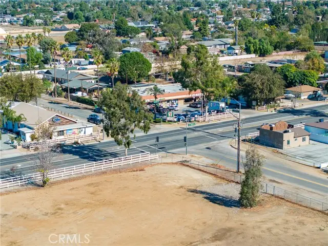 1100 6th St, Norco, CA 92860 - #2