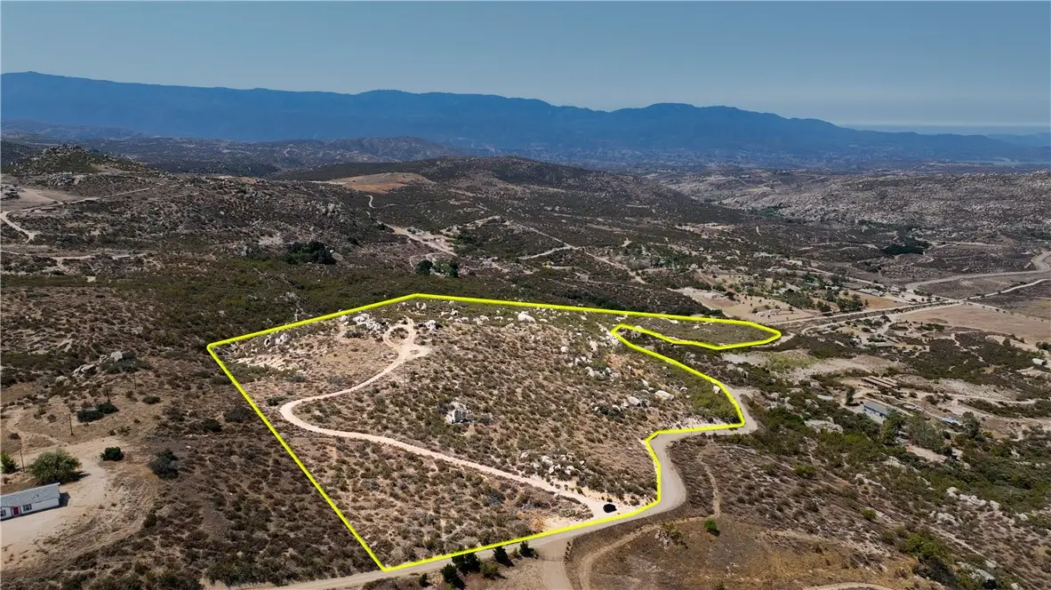 8 Centennial Street, Aguanga, CA 92536 - #1