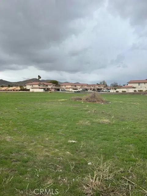 411 Sanderson Avenue, Hemet, CA 92545 - #2