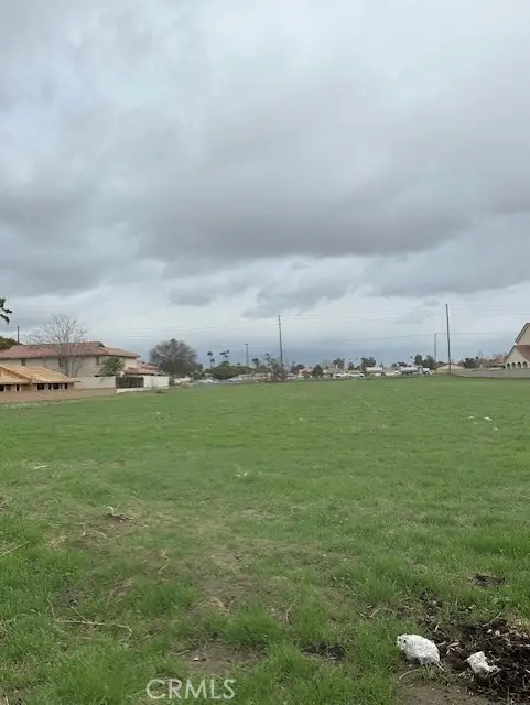 411 Sanderson Avenue, Hemet, CA 92545 - #3