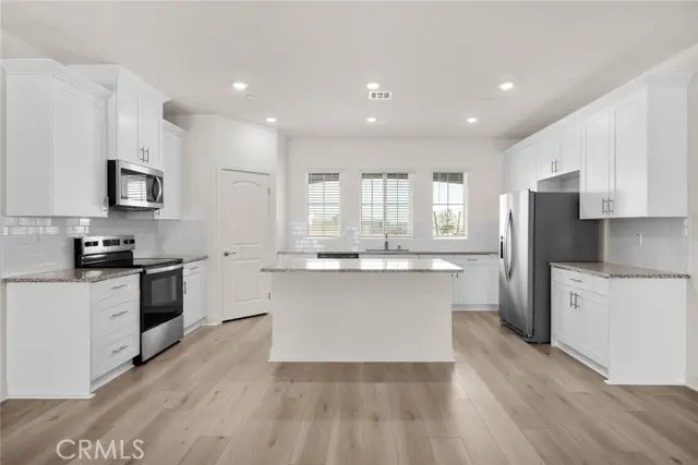 14891 Desert Lily Court, Apple Valley, CA 92307 - #3