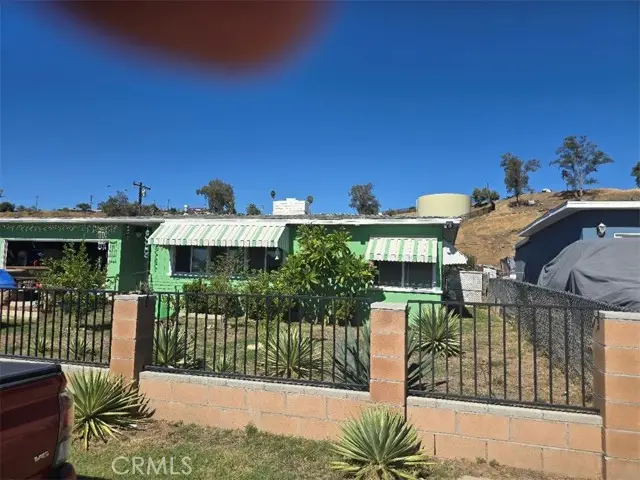 25144 19th, San Bernardino, CA 92404 - #1