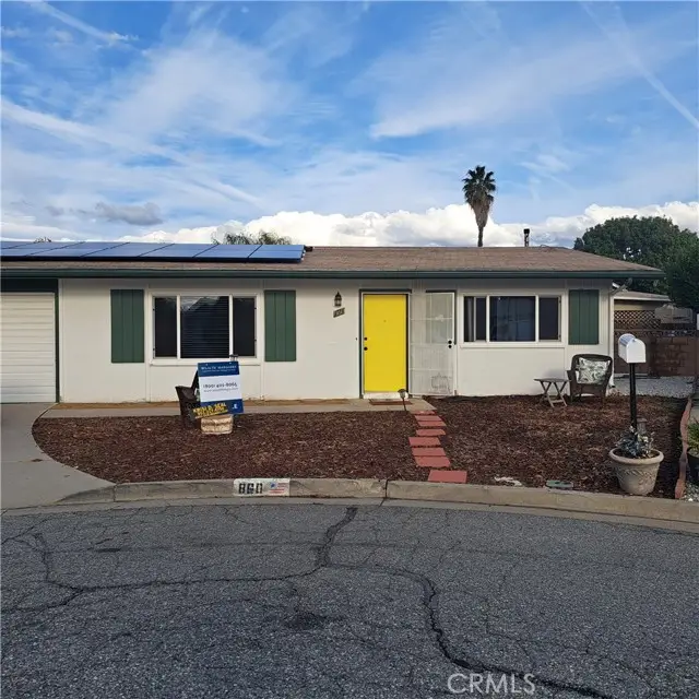 860 Alessandro, Hemet, CA 92543 - #1