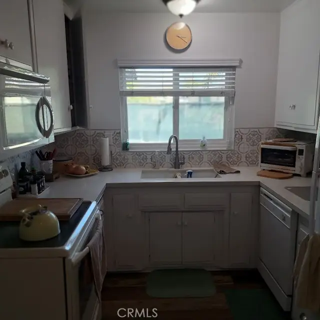 860 Alessandro, Hemet, CA 92543 - #3