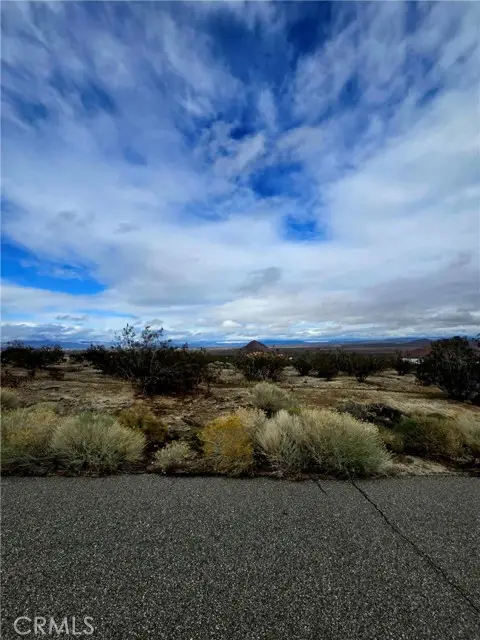 1 Twinn Buttes Avenue, California City, CA 93505 - Image #2