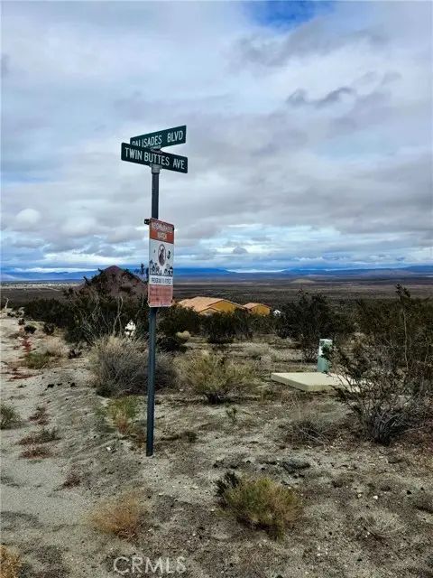1 Twinn Buttes Avenue, California City, CA 93505 - Image #3