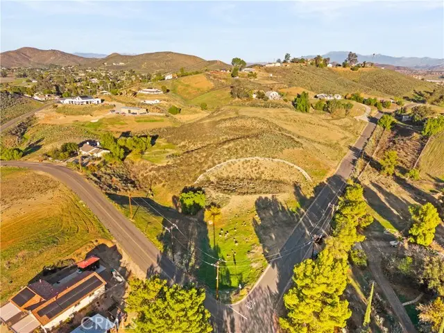 23930 Beverly, Quail Valley, CA 92587 - Image #3