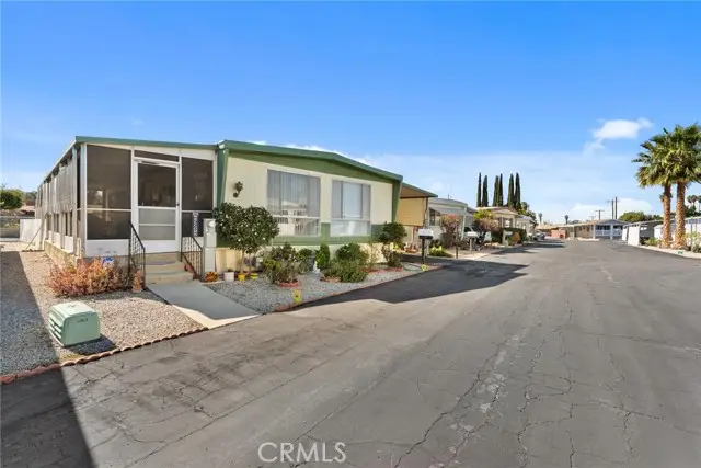 43531 Acacia Avenue  #15, Hemet, CA 92544 - Image #2