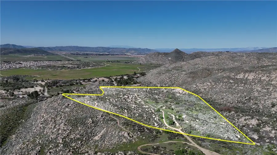14 Starlight Mesa Drive, Hemet, CA 92544 - Image #3