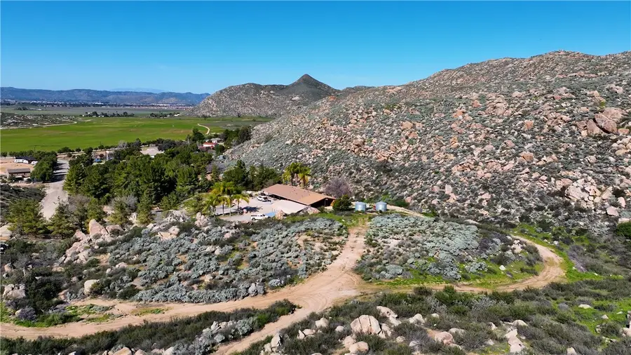 25 Starlight Mesa Drive, Hemet, CA 92544 - Image #3