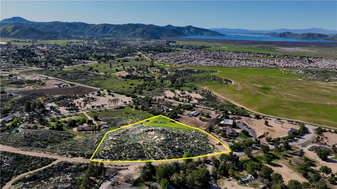 27 Starlight Mesa Drive, Hemet, CA 92544 - Image #1