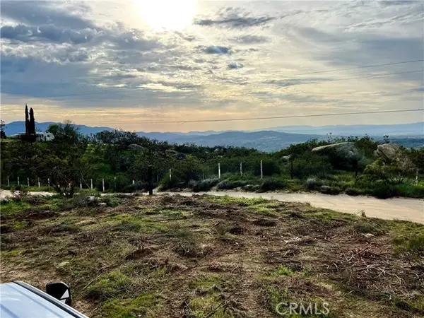 1 Overton, Hemet, CA 92544